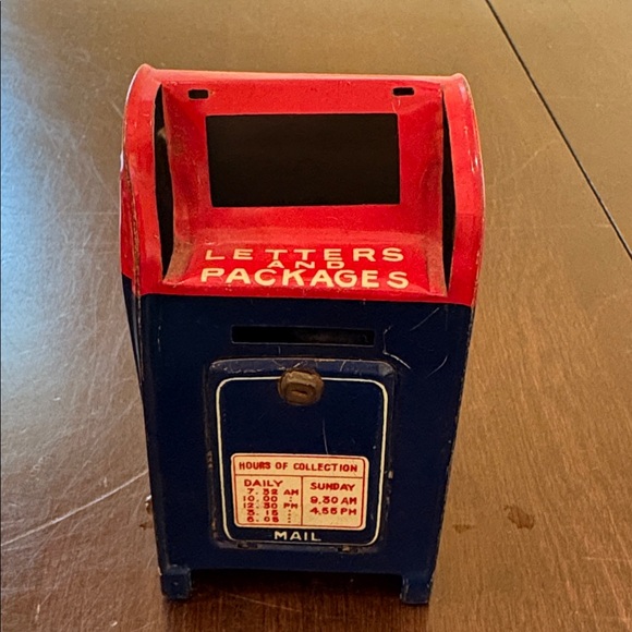 VINTAGE USPS Post Office Mailbox Coin BANK Tin Litho Toy - Picture 1 of 8